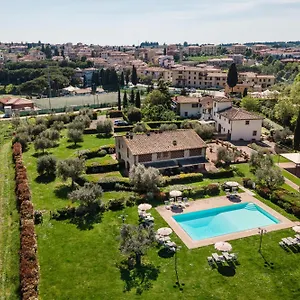 https://la-capannina-di-matteo.it-tuscanyhotel.com