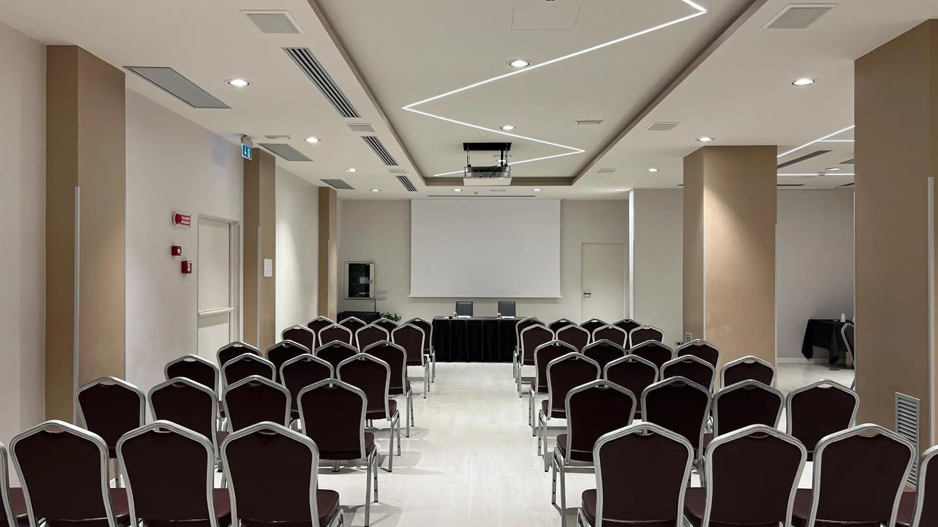 Plaza Hotel קטאניה